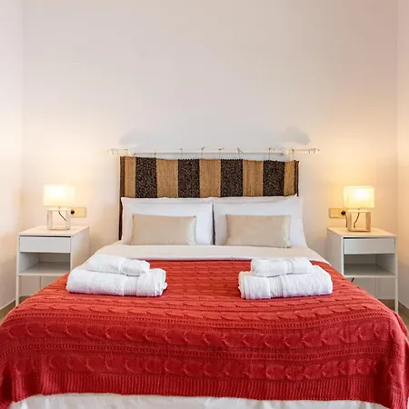 Terrazas De Banus, Location * Marbella